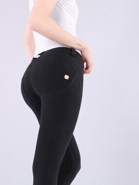 Freddy WR.UP Low Rise Cropped Pants Black Size 8